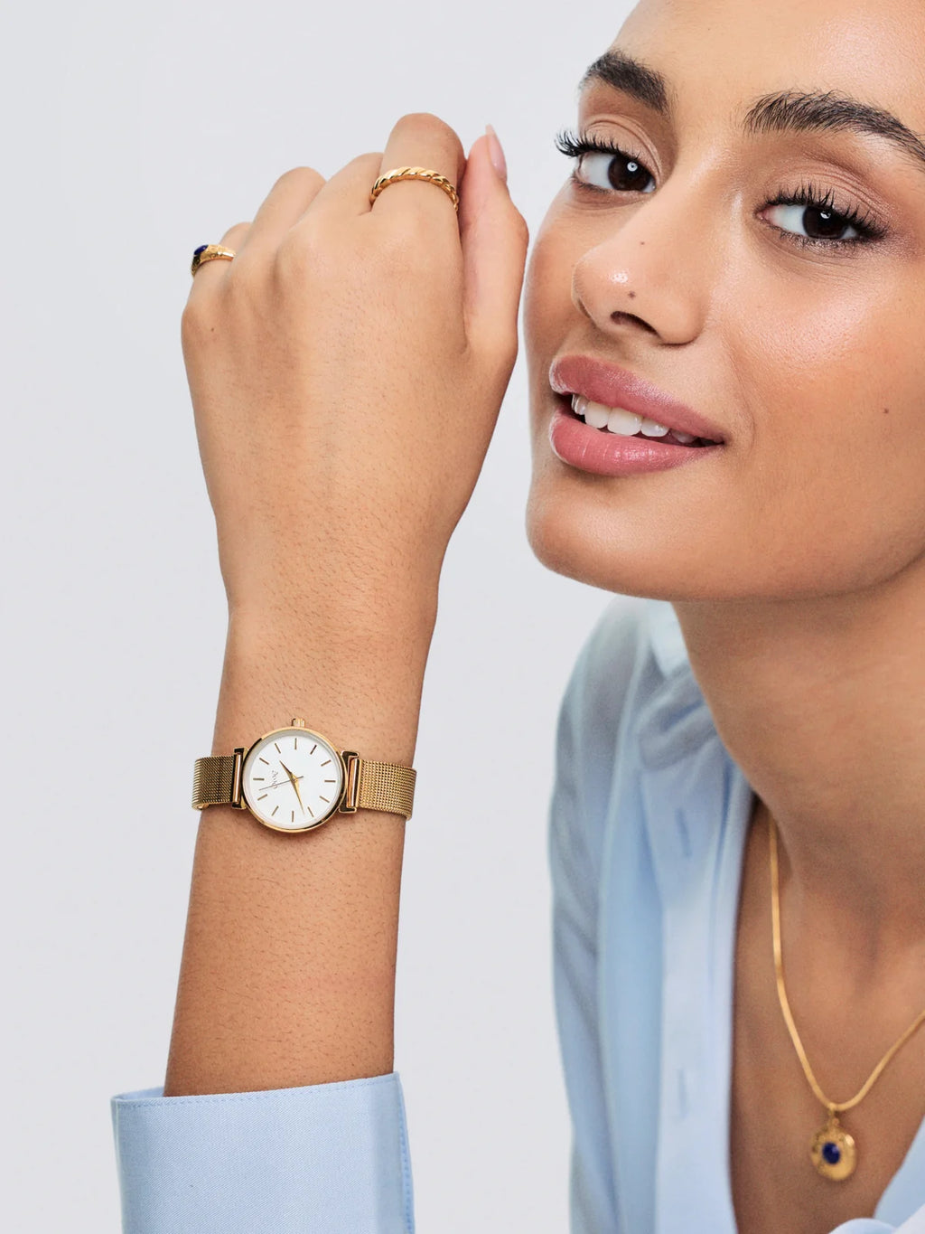 Reloj Daily Round Gold